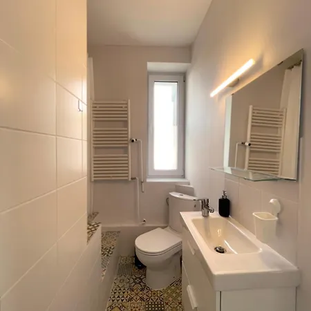 Apartament Moderna Sun
